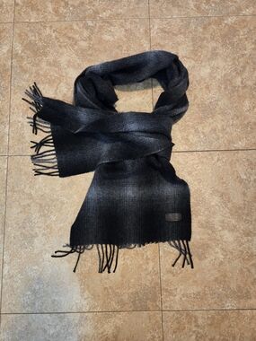 Hickey Freeman Black to Charcoal Ombre Fringe Scarf